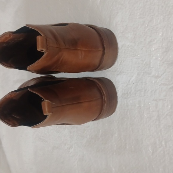 Clarke's Taylor Shine Somerset Chelsea Boot sz 8 - Picture 4 of 8